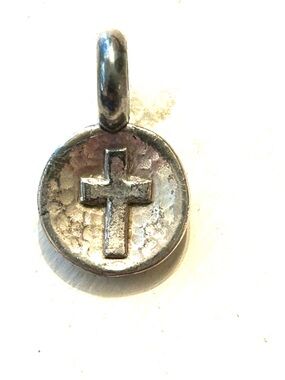 Brighton token reversible cross “believe”charm